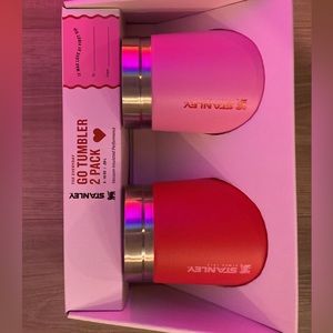 (Limited edition) Valentine’s Day Stanley Cup